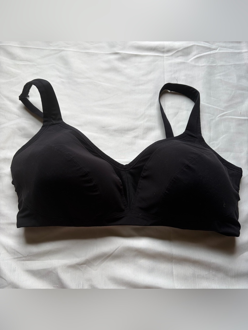 Torrid active black wireless bra size 42F